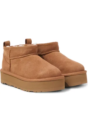 UGG Stivali Classic Ultra Mini in suede con platform