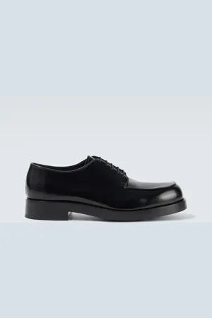 Prada Stringate Derby in pelle