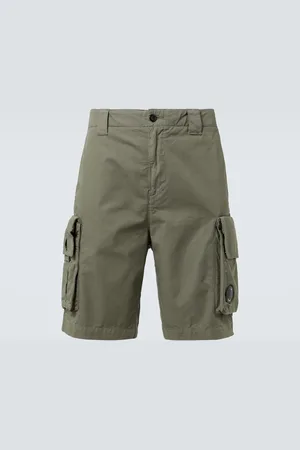C.P. Company Shorts cargo in gabardine di cotone