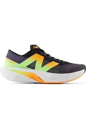 New Balance Uomo FuelCell Rebel v4, Sintetica