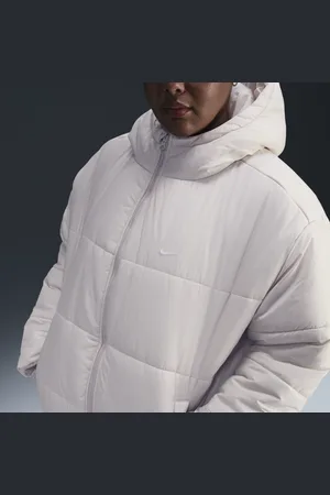 Nike Giacca dal fit ampio con cappuccio Therma-FIT Sportswear Classic Puffer – Donna