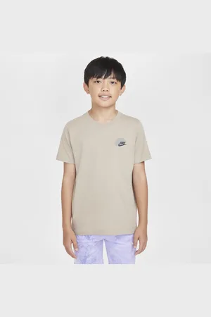Nike T-shirt con grafica Sportswear Standard Issue – Ragazzo