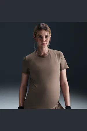 Nike Top slim fit a manica corta Dri-FIT (M) One (Maternità) – Donna