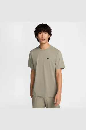 Nike Maglia Dri-FIT versatile a manica corta Hyverse – Uomo