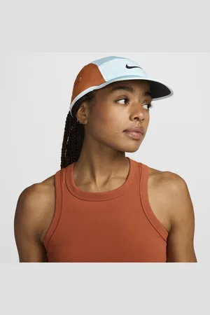 Nike Cappello essenziale con Swoosh Dri-FIT Fly