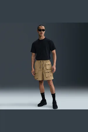 Nike Shorts cargo in tessuto Tech – Uomo