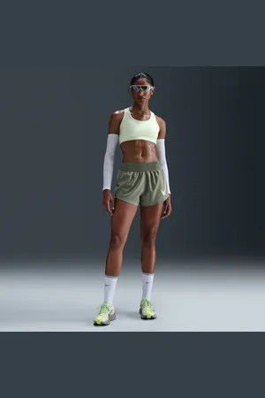 Nike Shorts da running Dri-FIT a vita media con slip interno One – Donna