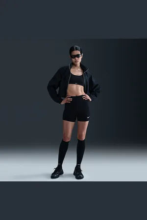 Nike Shorts da ciclista 13 cm a vita alta Sportswear Classic – Donna