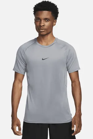 Nike Maglia slim fit a manica corta Pro Dri-FIT – Uomo