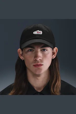 Nike Cappello essenziale con patch Cortez Club
