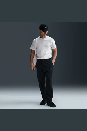 Nike Pantaloni in fleece con orlo aperto Club – Uomo