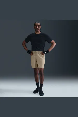 Nike Shorts versatili Dri-FIT non foderati 18 cm Form – Uomo