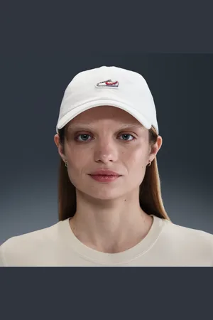 Nike Cappello essenziale con patch Cortez Club