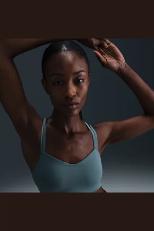 Nike Bra imbottito a sostegno leggero Zenvy Strappy – Donna