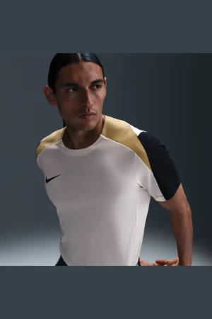 Nike Maglia da calcio a manica corta Dri-FIT Strike – Uomo