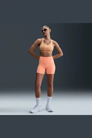 Nike Shorts da ciclista 13 cm a vita alta One – Donna