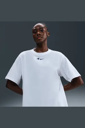 Nike T-shirt ampia a manica corta A