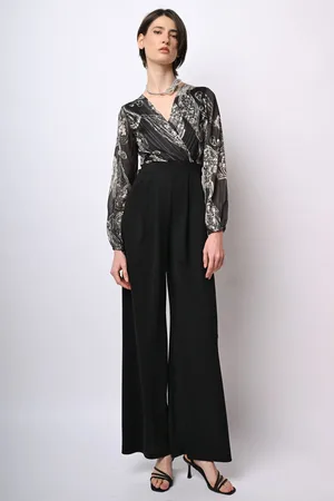 Nuna Lie Tuta bi-materiale con stampa paisley