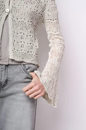 Nuna Lie Cardigan in maglia crochet