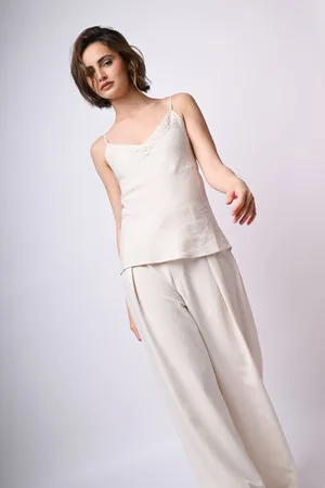 Nuna Lie Top in lino e viscosa con pizzo