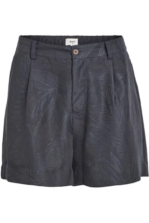 Object Shorts
