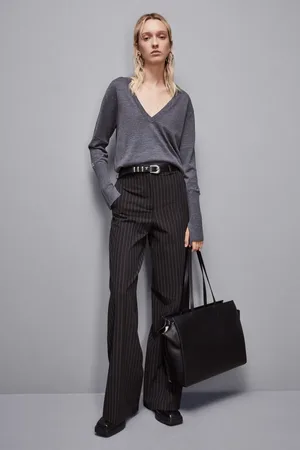 Patrizia Pepe Maglia in lana con scollo a "V"