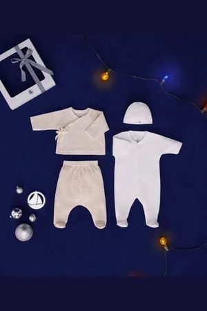 Petit Bateau Confezione da 4 articoli bebè in cotone