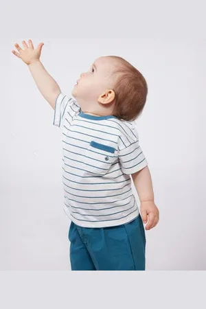 Petit Bateau T-shirt a maniche corte in cotone a righe neonato