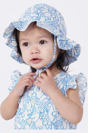Petit Bateau Cappellino in popeline con stampa neonata