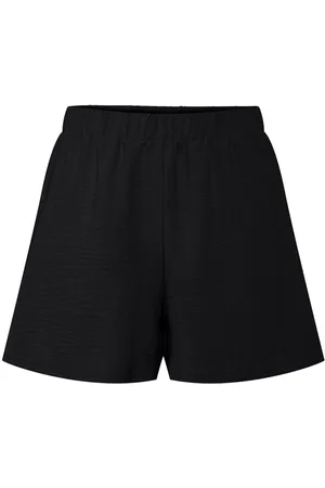 Pieces® Shorts