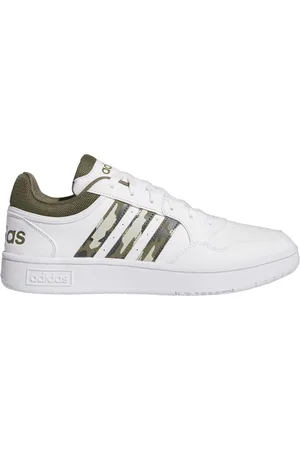 adidas Sneakers Bianche e Camouflage Hoops 3.0
