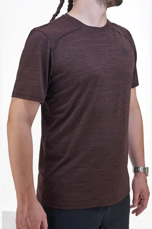 Skechers T-Shirt On The Road Tee Bordeaux