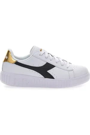 Diadora Sneakers Bianche con Logo Nero e Oro GAME STEP SKIN GS