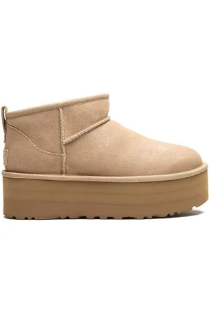 UGG Stivali Ultra mini con plateau