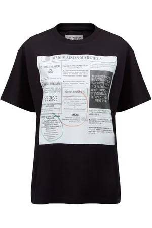 Maison Margiela T-shirt nera stampa giornale