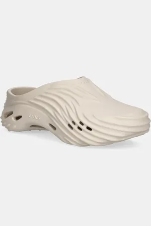 Crocs Ciabatte slide Echo Wave Clog colore 210521.0LL