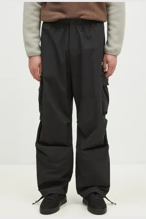 Lacoste Pantaloni uomo colore XH2930