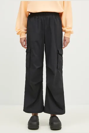 New Balance Pantaloni donna colore WP43534BK