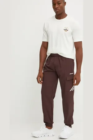 adidas Pantaloni in felpa Cargo Pant colore con applicazioni IX9621