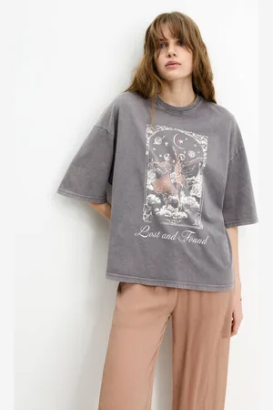 Pull&Bear Maglietta Con Stampa Grafica Ballerina