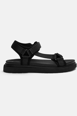 Pull&Bear Sandali Con Fascette