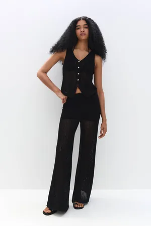 Pull&Bear Pantaloni Flare Traforati