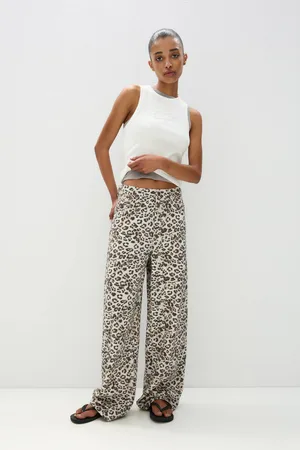 Pull&Bear Jeans Baggy Leopardo Stwd