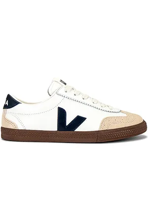 Veja Volley Bastille Sneaker in