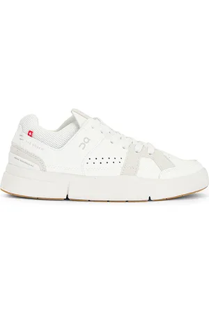 On Running The Roger Clubhouse Sneaker in