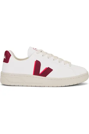 Veja Urca Sneaker in White Marsala & Rose Fluo