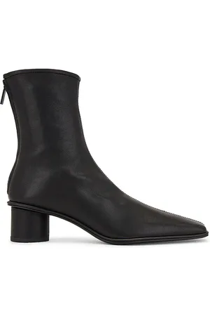St Agni Cylinder Soft Boot in