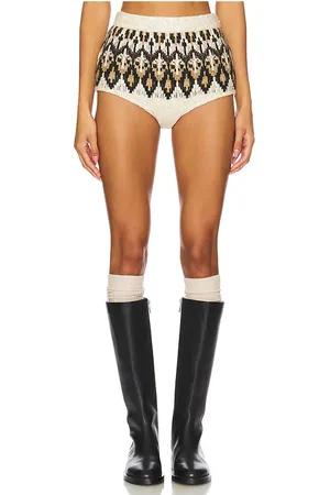 Steve Madden Mariella Hot Short in