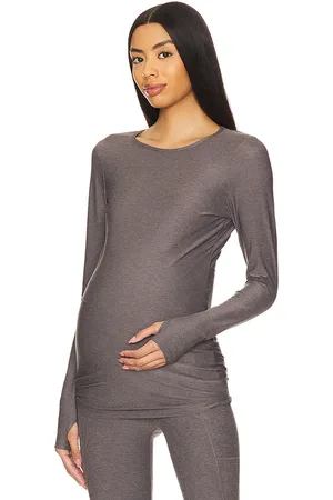 Beyond Yoga Featherweight Count On Me Maternity Crew Pullover Top in