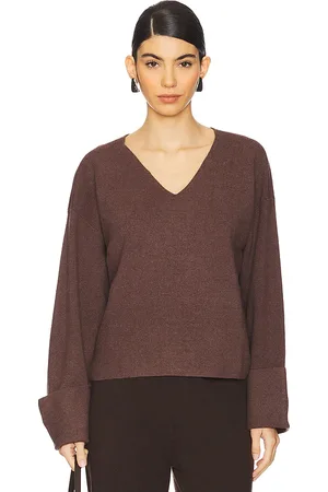 Lovers And Friends Aurelia V Neck in